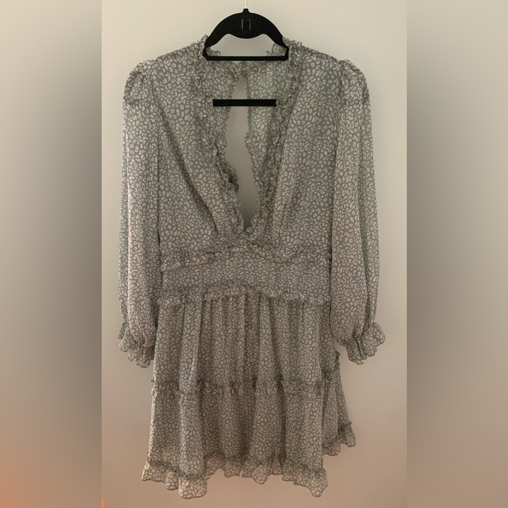 V-Neck print dress